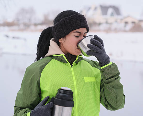 Winter hydration: How to tackle cold weather dehydration - Happiest Health